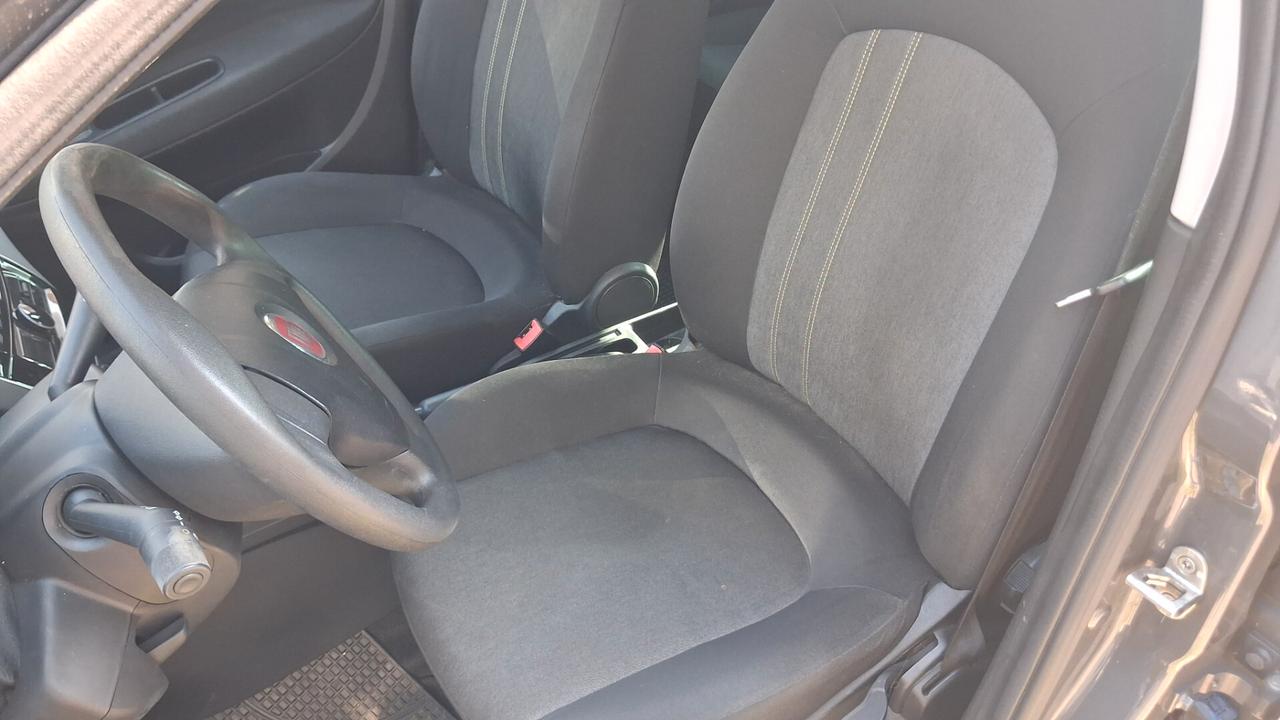 Fiat Punto 1.2 8V 5 porte Young EURO 6