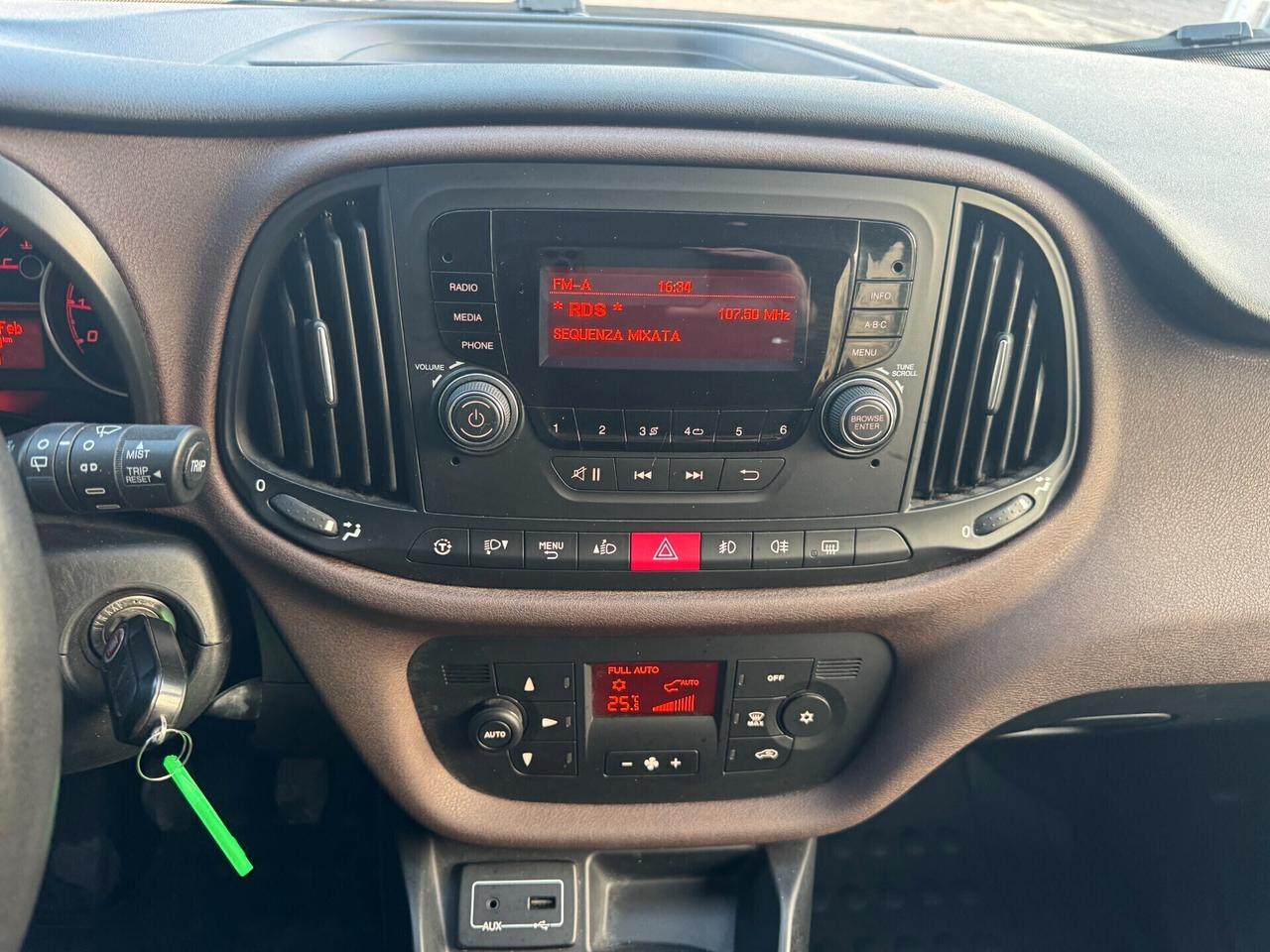 Fiat Doblò 1.6 MJT 16V 120CV Trekking 5 Posti