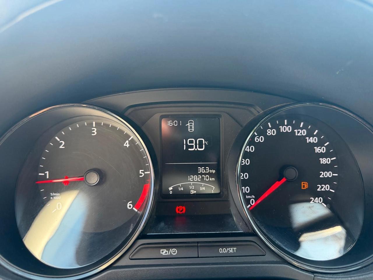 Volkswagen Polo 1.4 TDI 75cv PER NEOPATENTATI