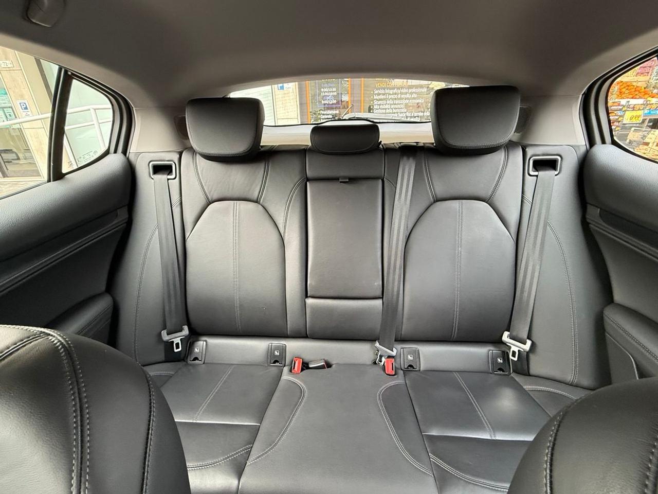 Alfa Romeo Stelvio 2.2 TD 190 CV #8505