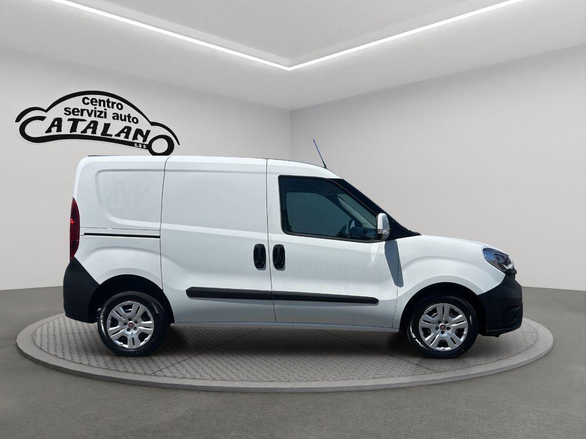 FIAT DOBLO' 1.3MJT 16V 90CV + IVA NAVIGATORE
