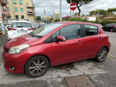 Toyota Yaris 1.3 5 porte Lounge