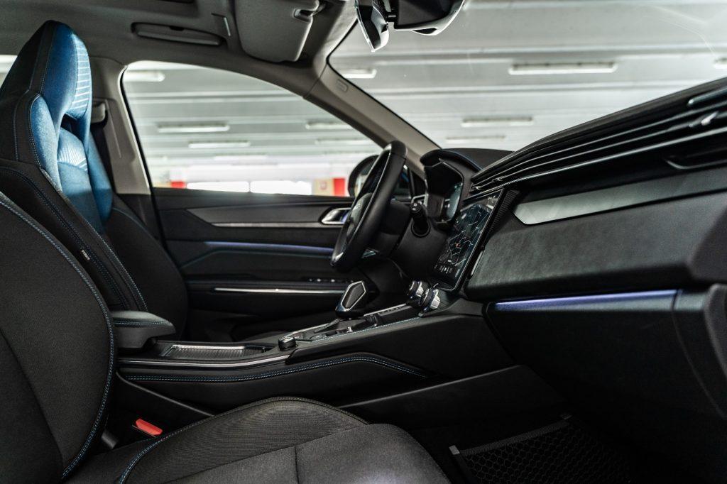 LYNK & CO 01 PHEV
