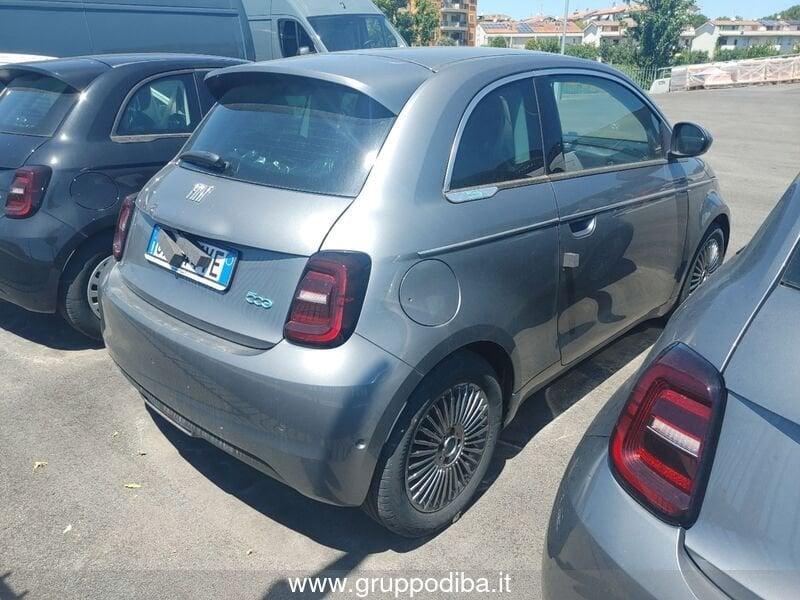 FIAT 500 BEV HATCHBACK M Nuova Hatchback My23 La Nuova - 320 Berlin