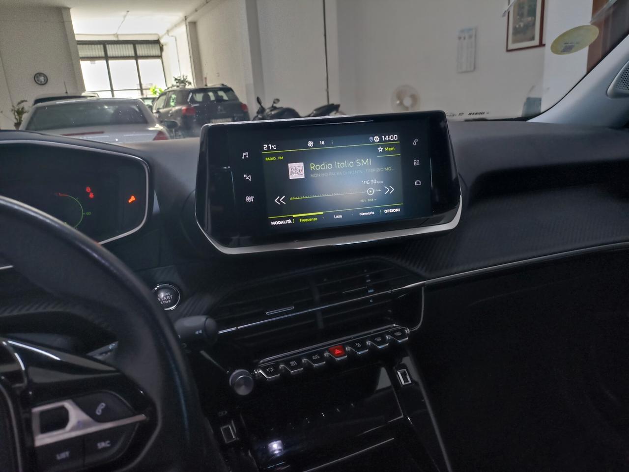 Peugeot 2008 BlueHDi 110 S&S Allure Pack