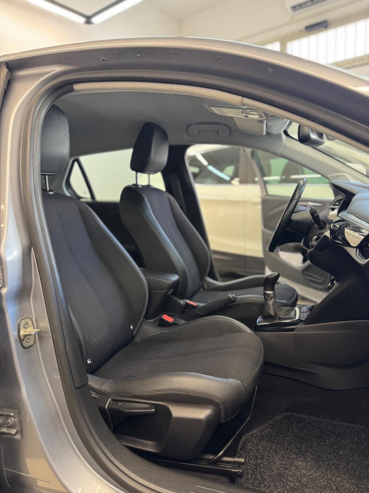 Opel Corsa 1.2 Elegance 5p