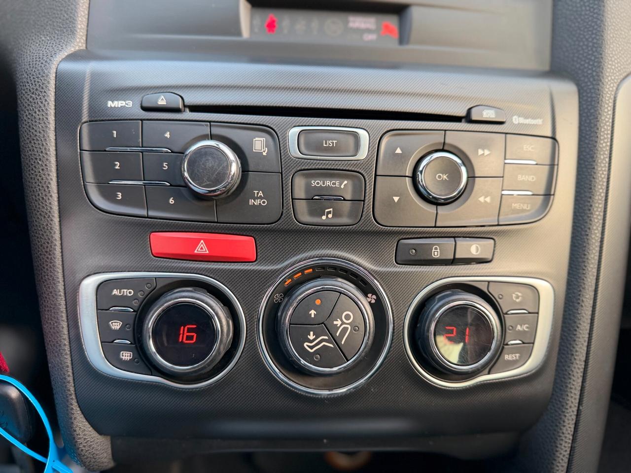 Ds DS4 4 2.0 HDi 160 Pure Pearl (NEOPATENTATI)