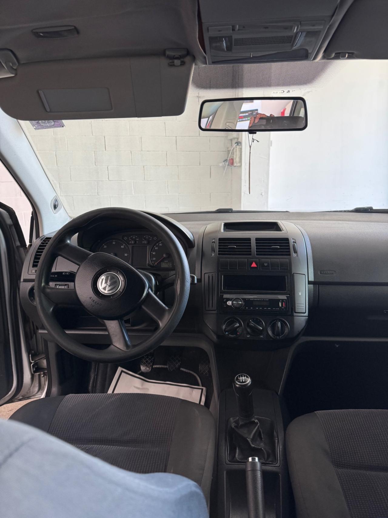 Volkswagen Polo 1.4/80CV TDI 5p. Sportline