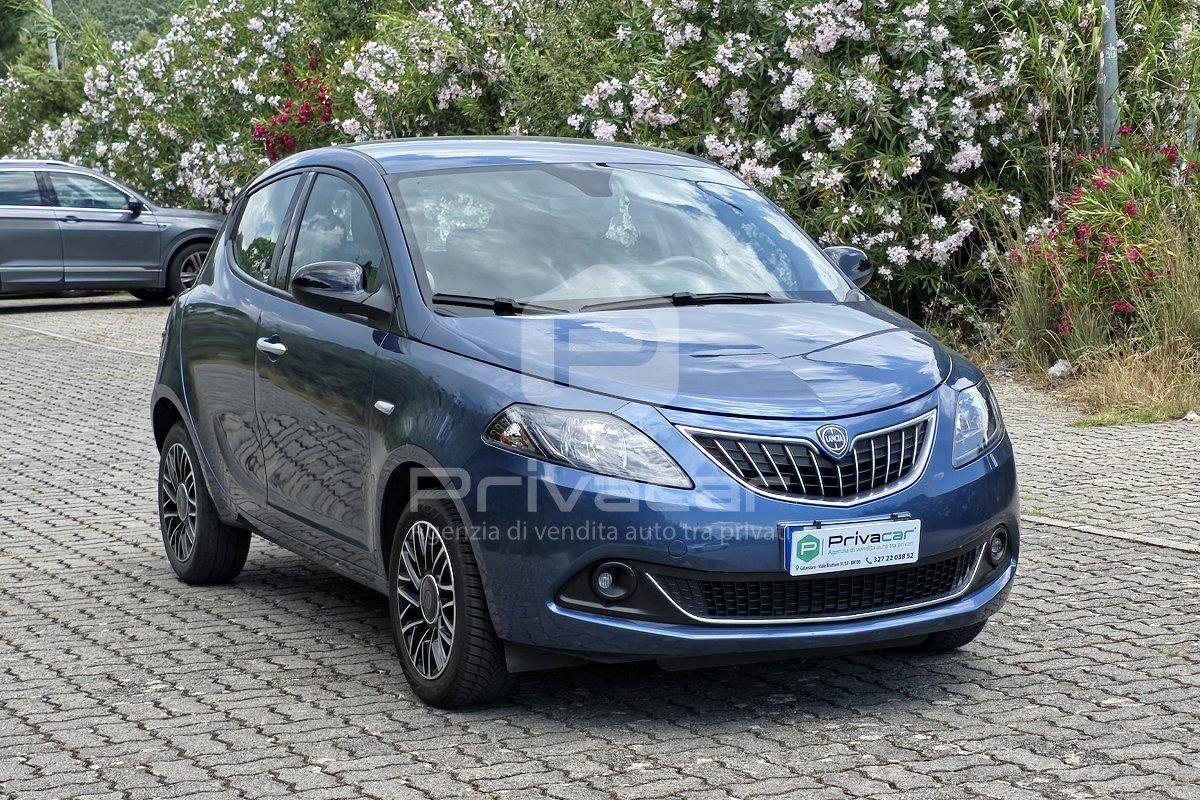 LANCIA Ypsilon 1.0 FireFly 5 porte S&S Hybrid Silver Plus