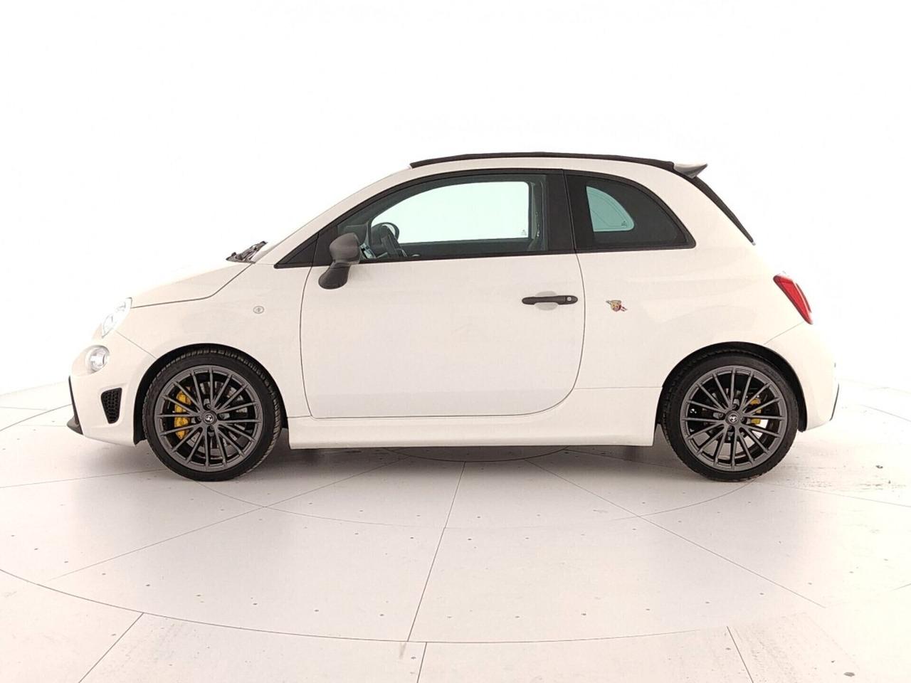 Abarth 695 C 1.4 Turbo T-Jet 180 CV