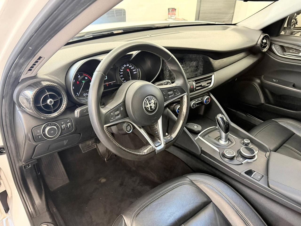 Alfa Romeo Giulia 2.2 Turbodiesel 150 CV AT8