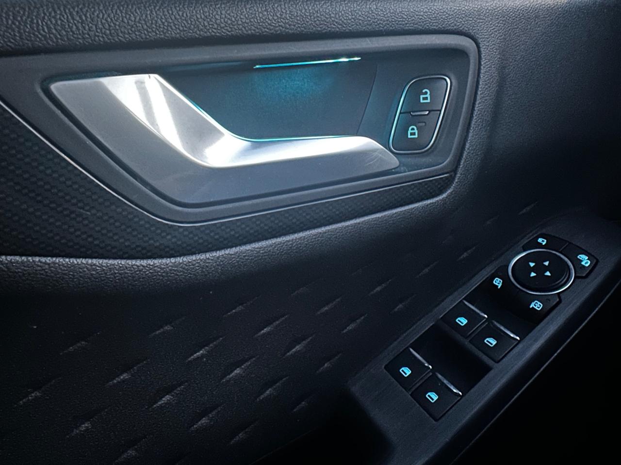 Ford Kuga 1.5 TDCI 120CV 2WD ST-Line X