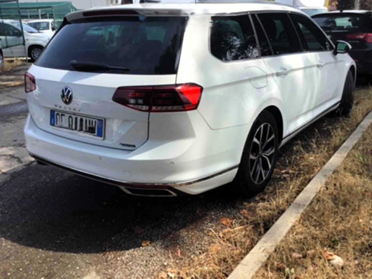 Volkswagen Passat Variant 2.0 TDI SCR 200 CV 4MOTION DSG Executive