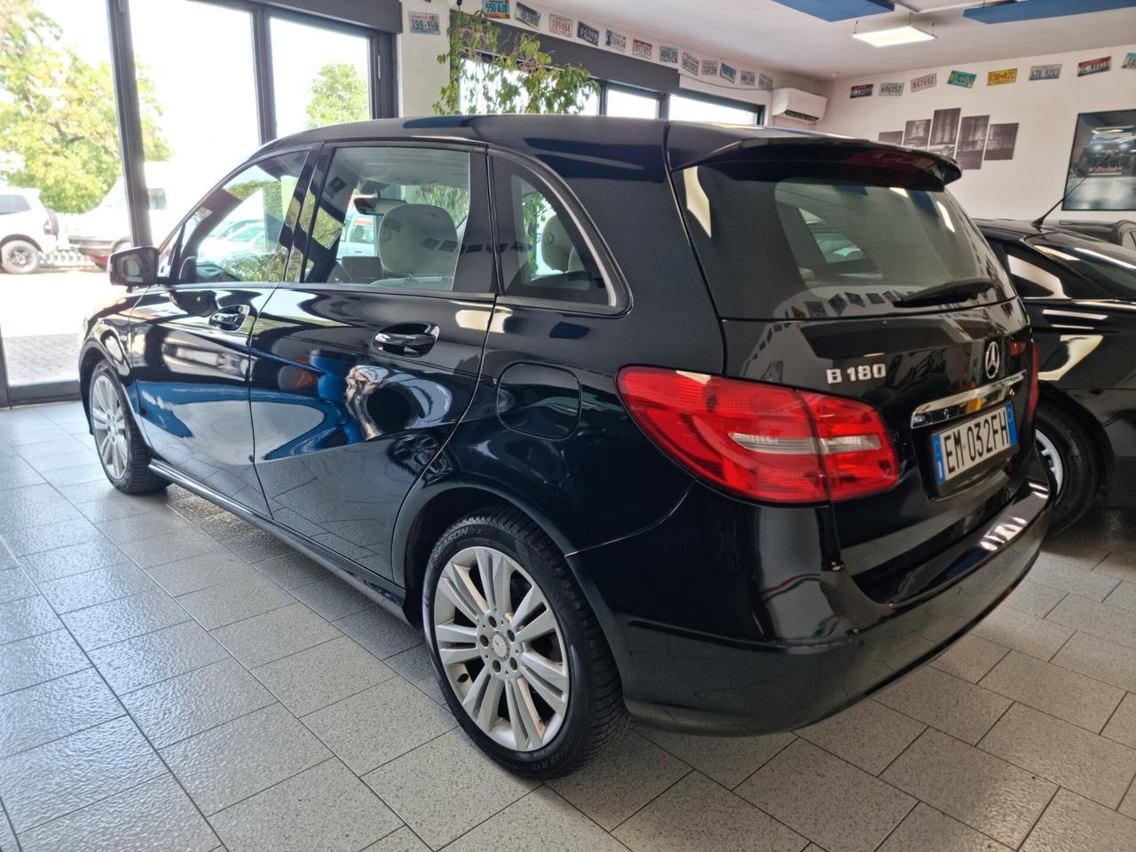 Mercedes-benz B 180 BENZINA NEOPATENTATI