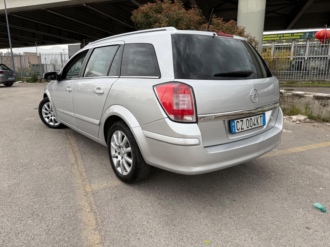 Opel Astra 1.9 CDTI 120CV Station Wagon SuperFull Perfetta