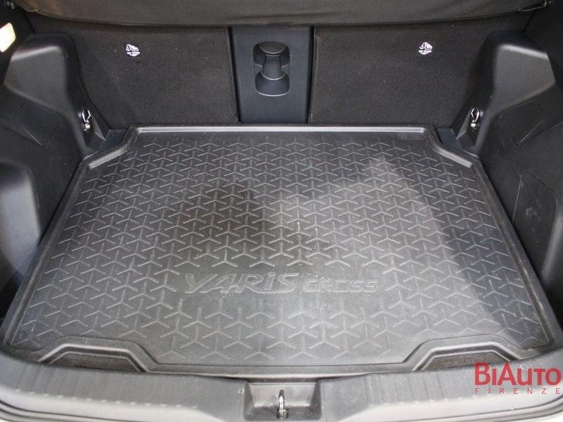 Toyota Yaris Cross 1.5 Hybrid 5p. E-CVT AWD-i Adventure