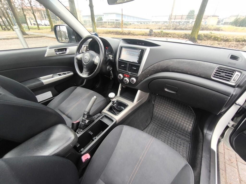 SUBARU FORESTER 2,0 4X4 DIESEL-