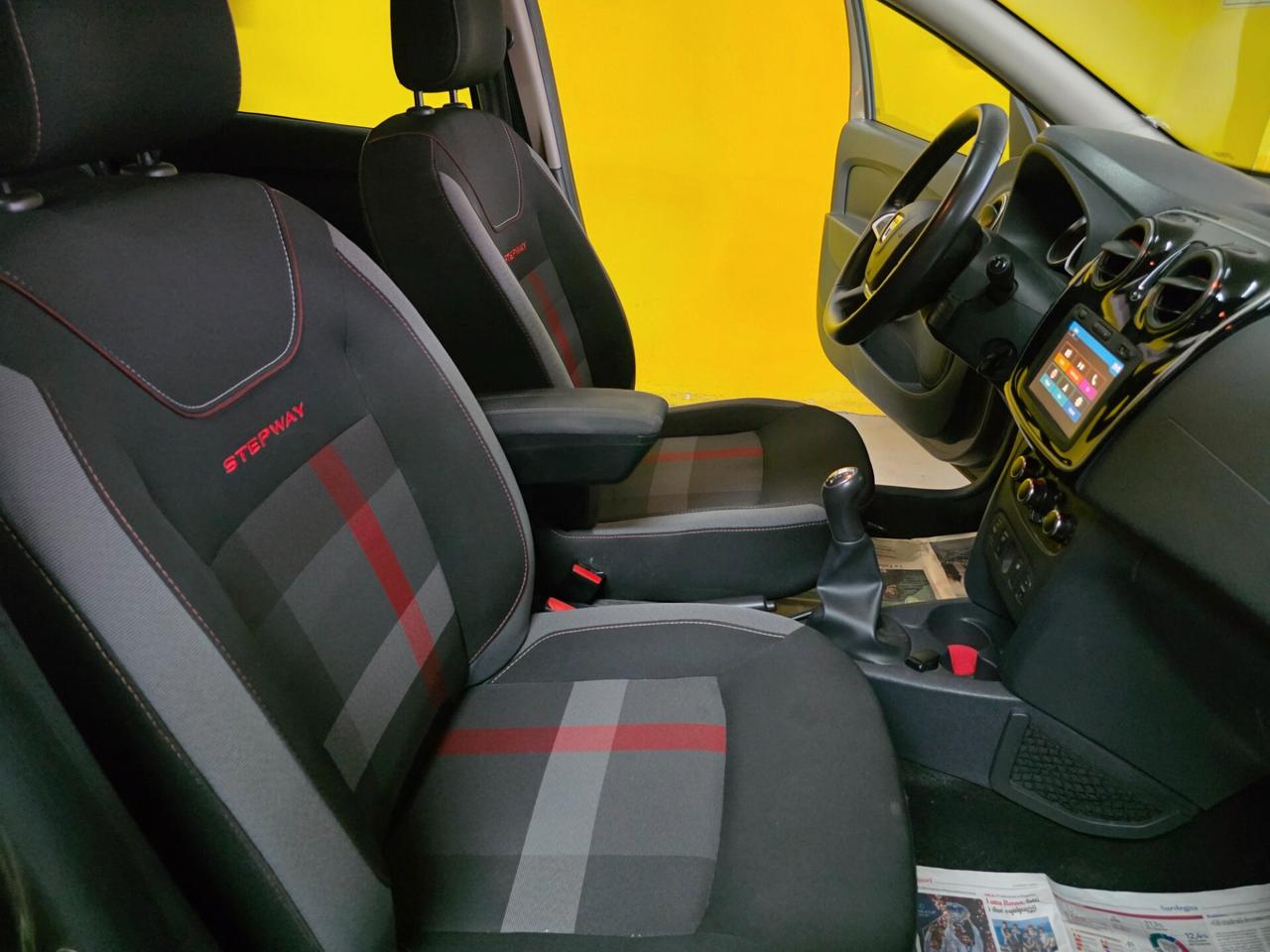 Sandero Stepway 0.9 TCe 90 CV Techroad AZIENDALE