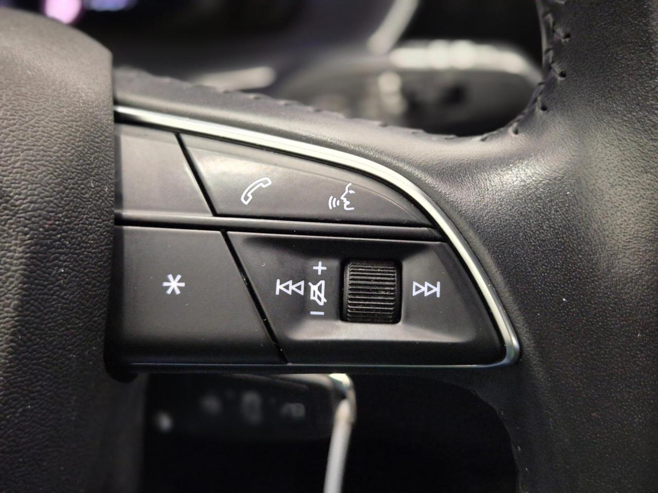 Audi Q3 35 2.0 tdi Business s-tronic - Cruise/Lim - Sens. Park.