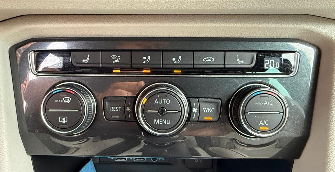 Volkswagen Tiguan 1.5 TSI Sport ACT BlueMotion Technology