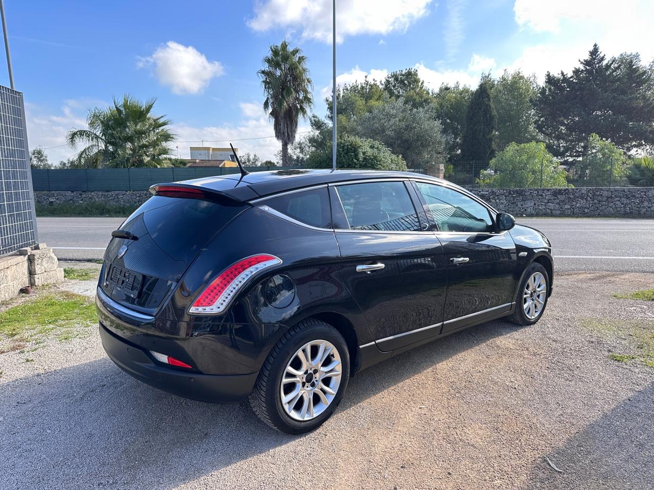 Lancia Delta 1.6 MJT Gold-2012