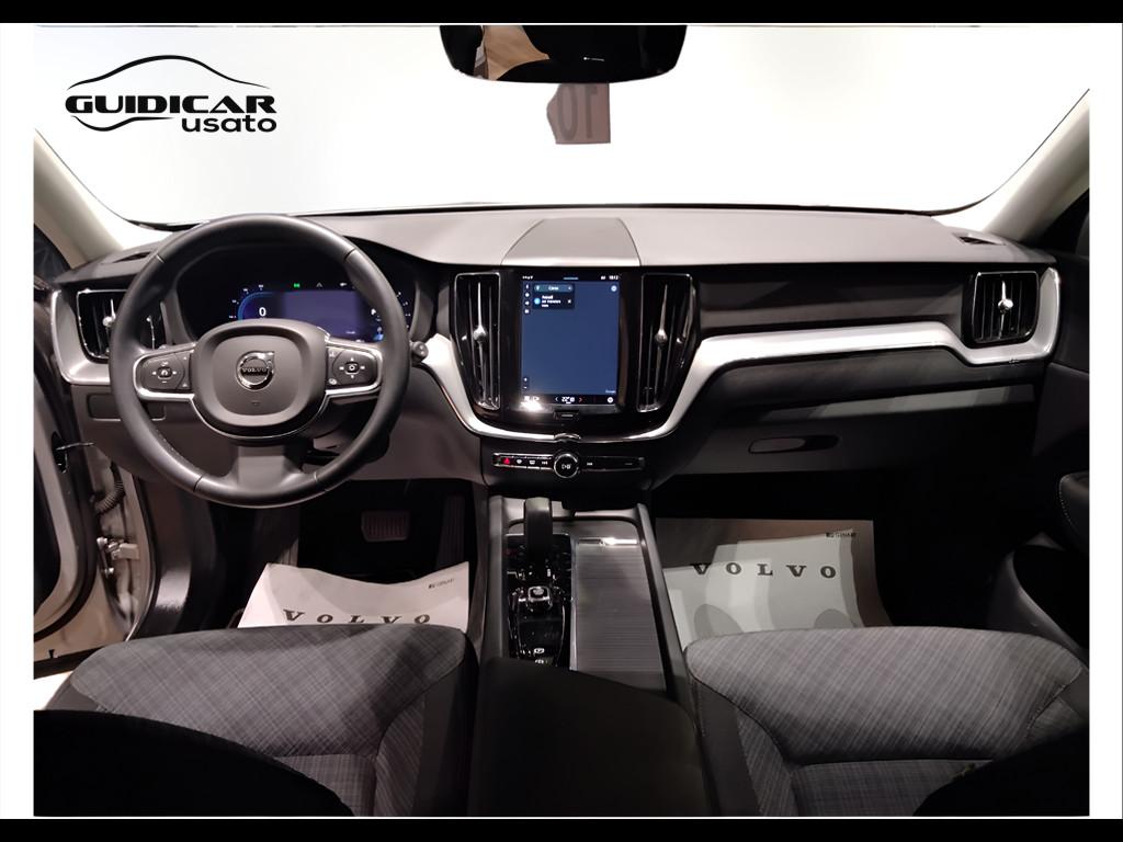 VOLVO XC60 II 2022 - XC60 2.0 b4 Core auto
