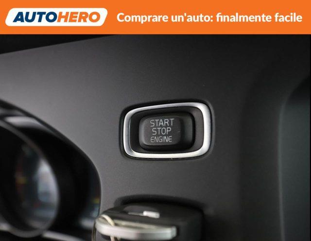 VOLVO V40 D2 'eco' R-design Momentum