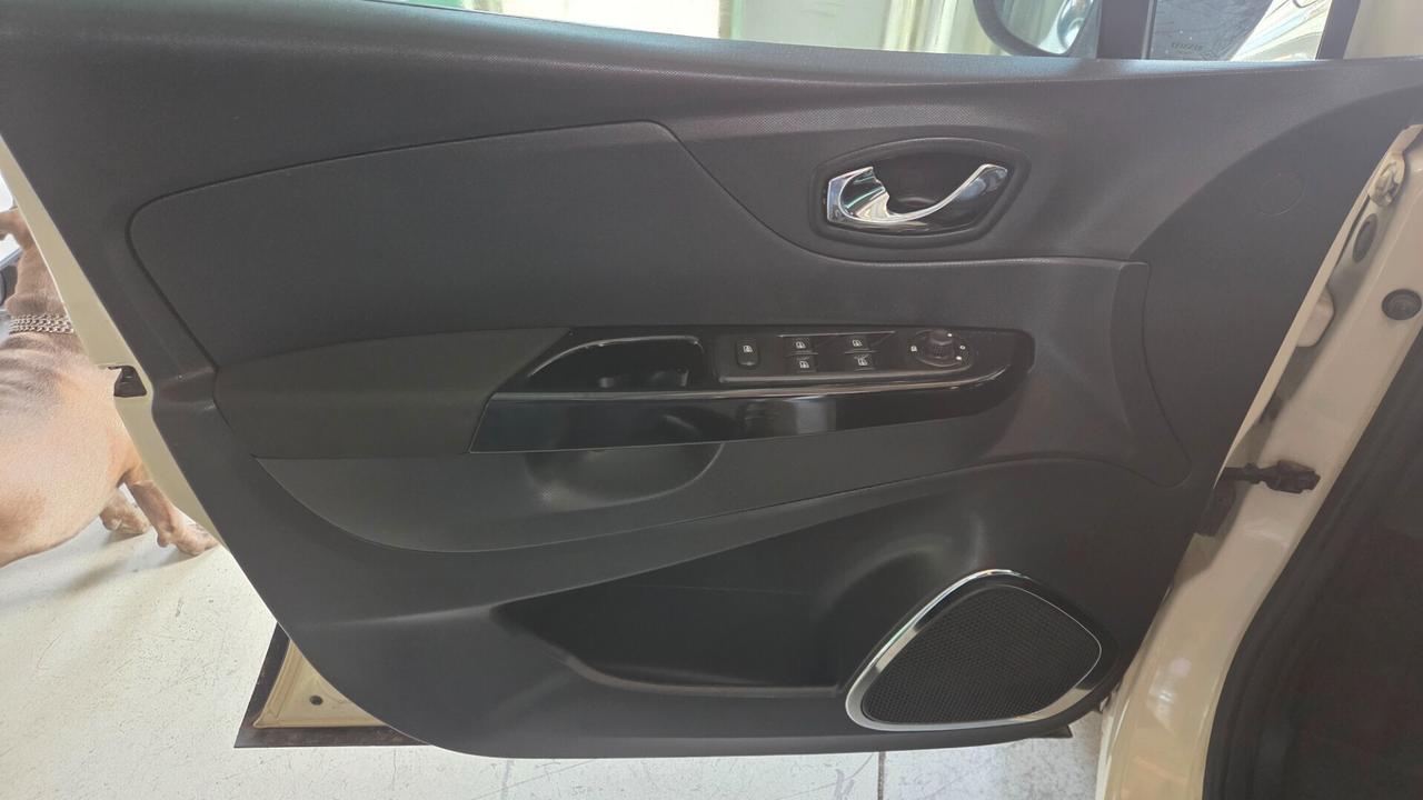 Renault Captur 1.2 TCe 120 CV EDC Energy R-Link unico proprietario