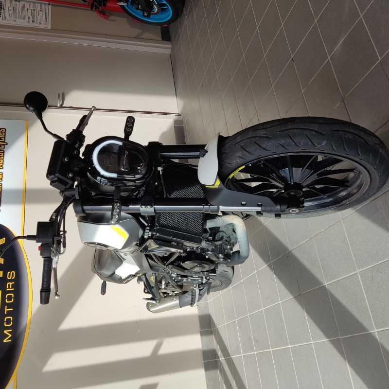 Benelli Leoncino 250 - 2022