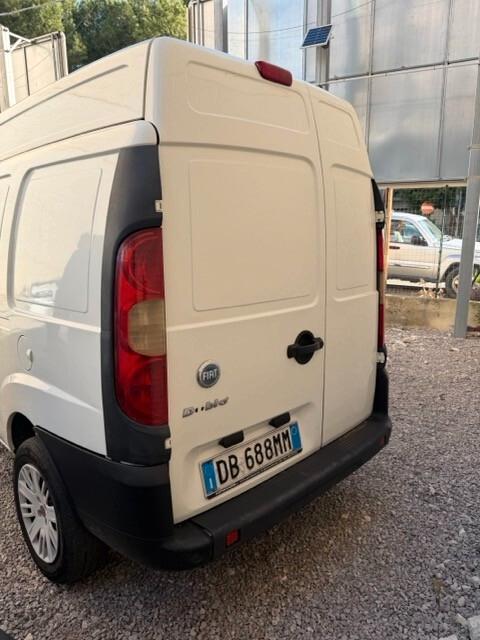 Fiat Doblo 1.9 JTD cat Cargo Lamierato SX