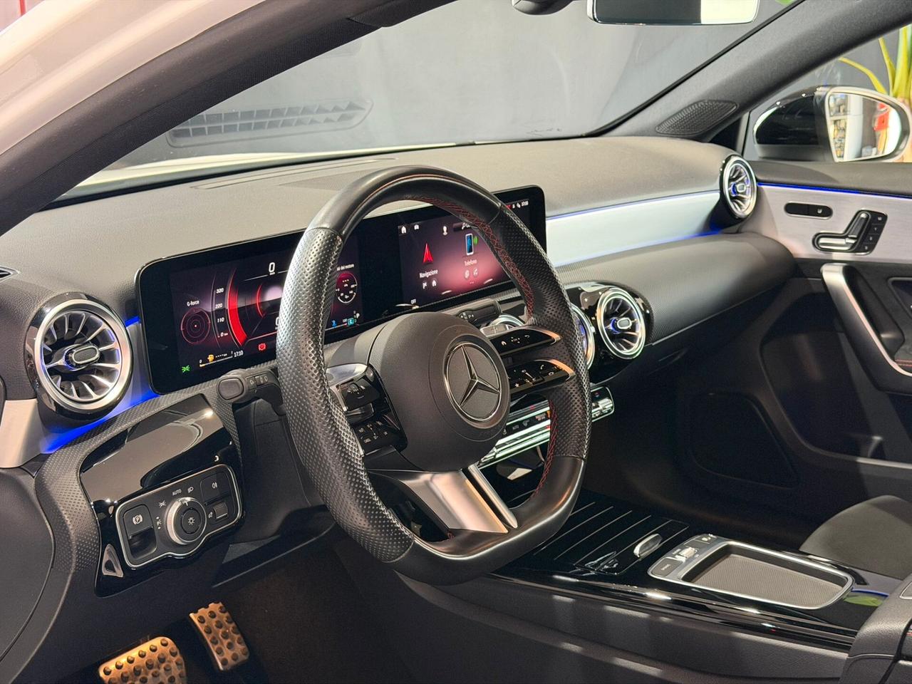 Mercedes-benz A 200d Premium AMG Plus Night Edition