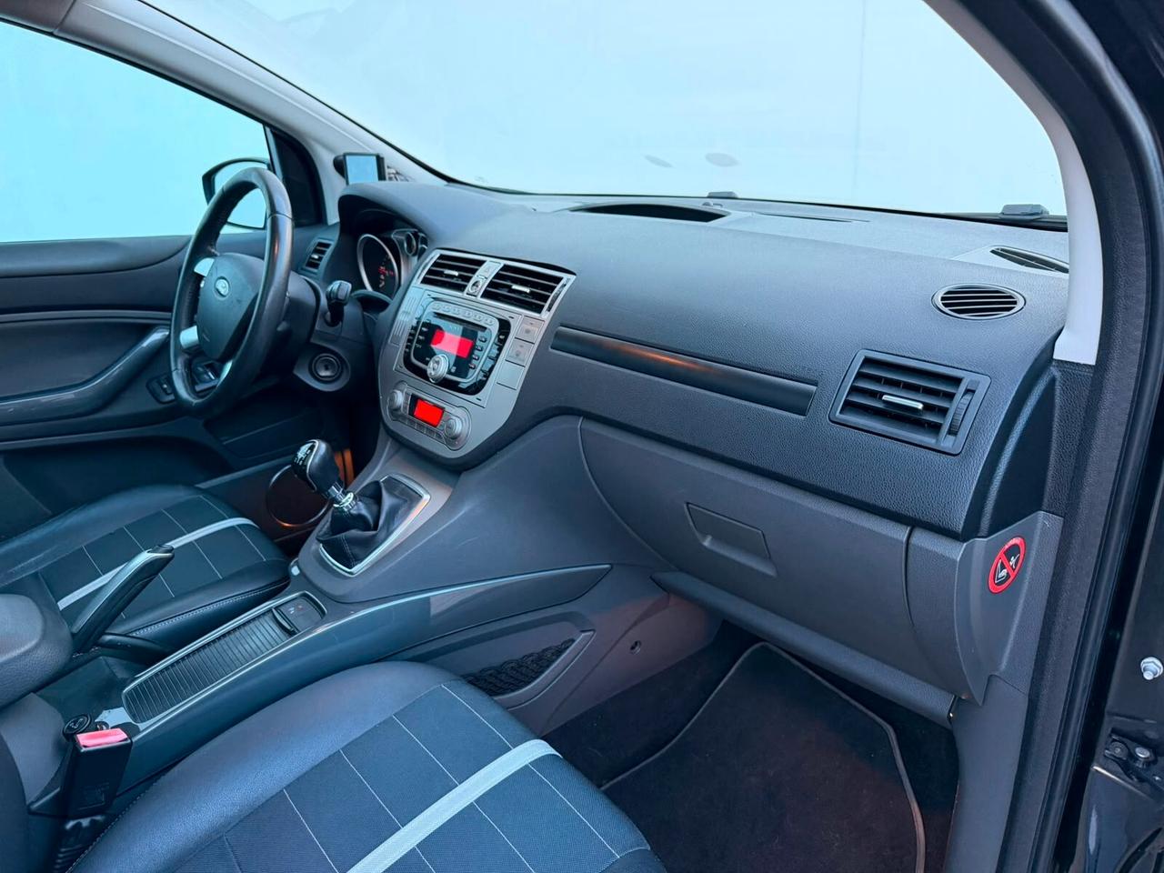 Ford Kuga 2.0 TDCi 136 CV 4WD Titanium TETTO