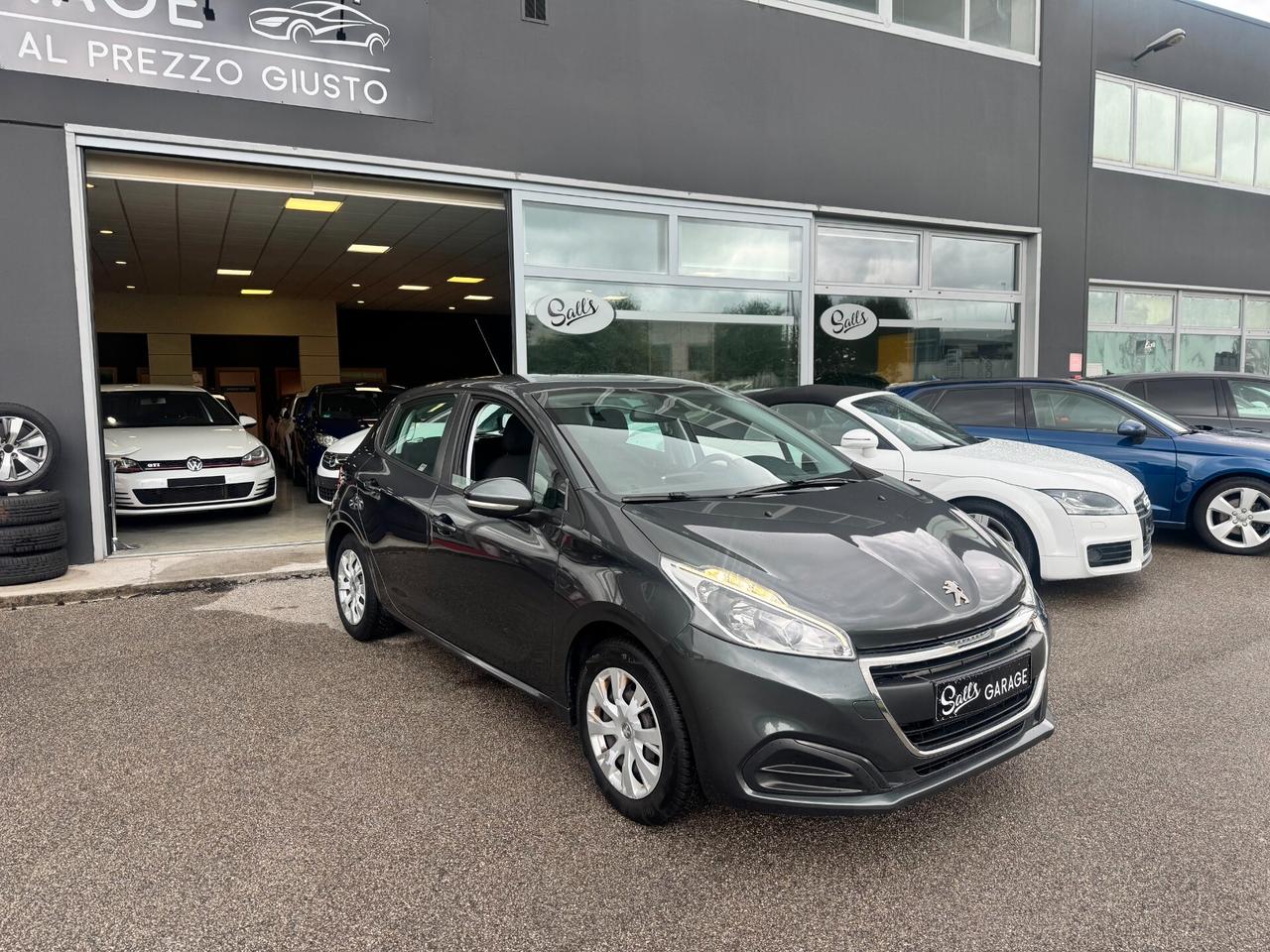 Peugeot 1.0 208 5 porte Neopatentati