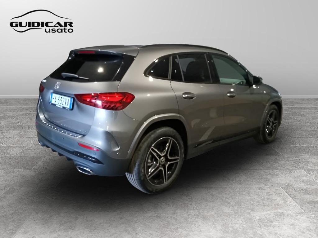 Mercedes-Benz GLA-H247 2023 - GLA 200 d AMG Line Advanced Plus auto