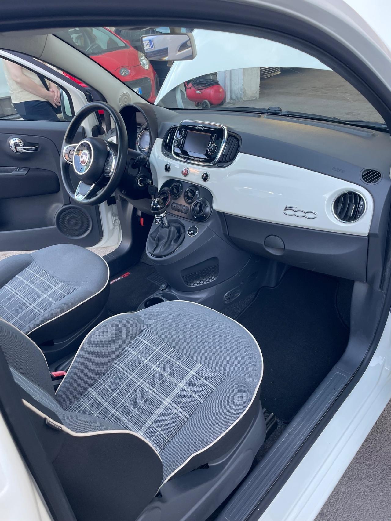 Fiat 500 1.2 Lounge full optional full LED dal nord Italia