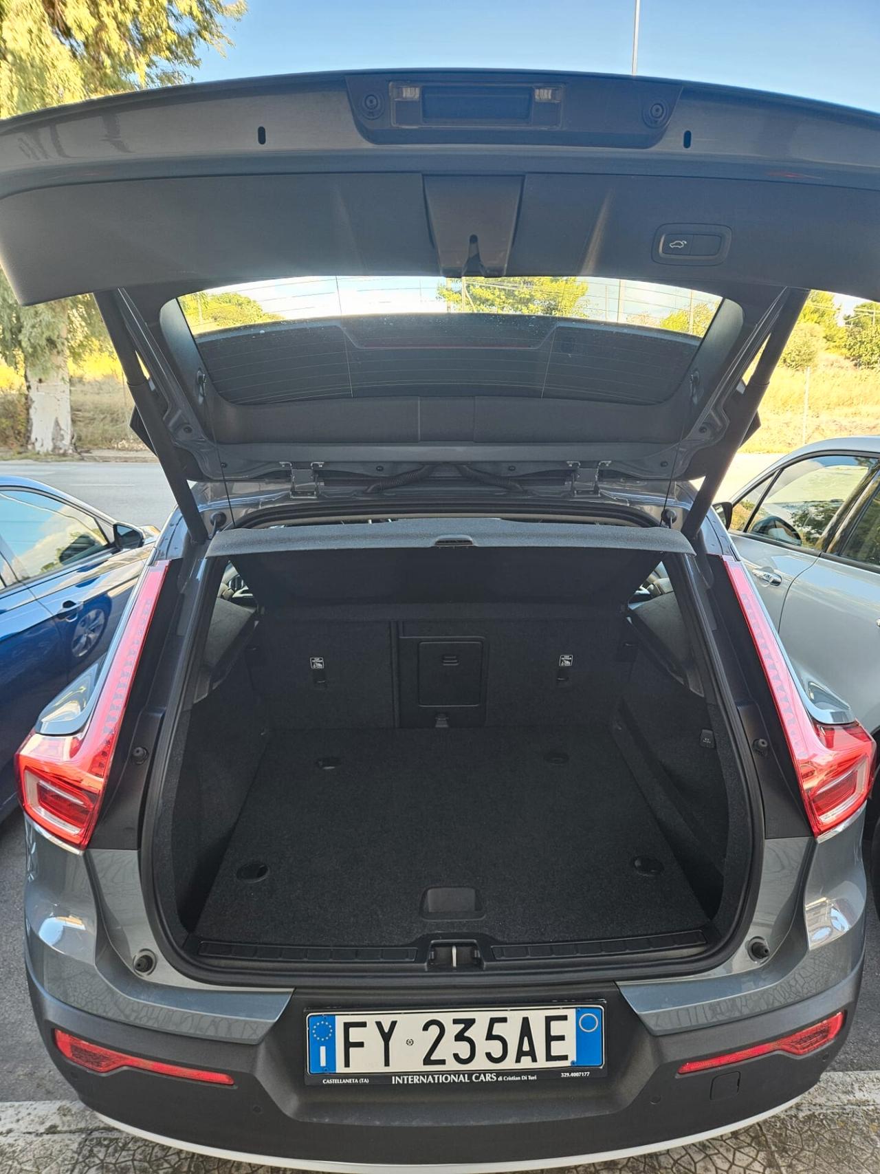 Volvo XC40 2.0 d3 Momentum geartronic N1