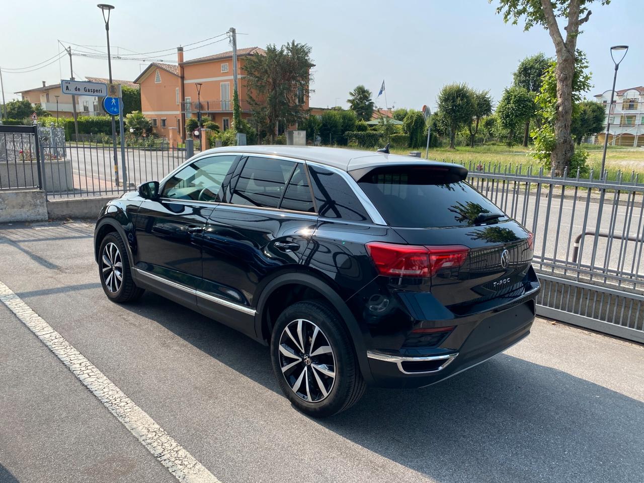 Volkswagen T-Roc 2.0 TDI SCR Style - OK NEOPATENTATI