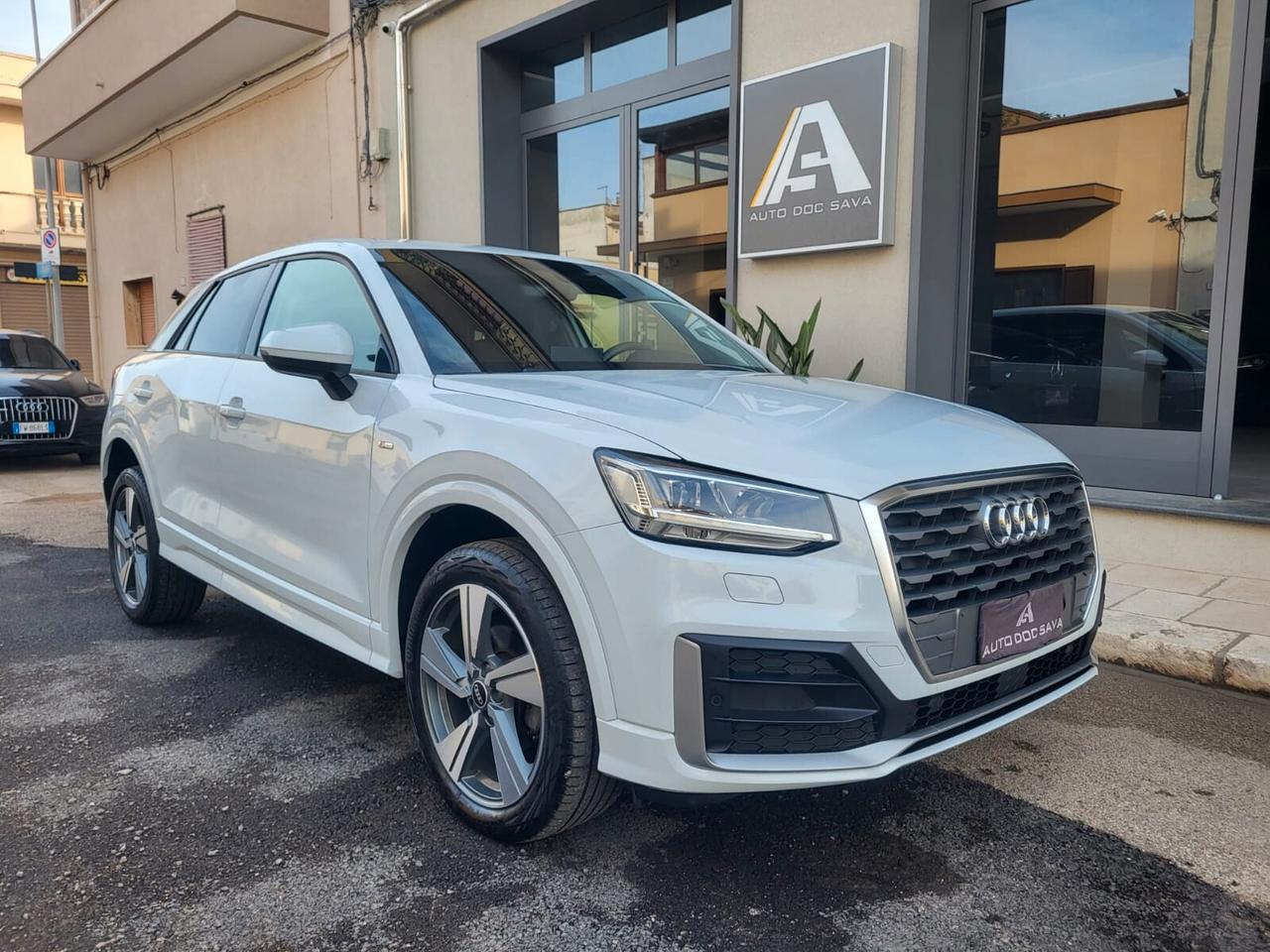 Audi Q2 1600 Tdi S-Line Edition+Fari Led+Audi Connect...