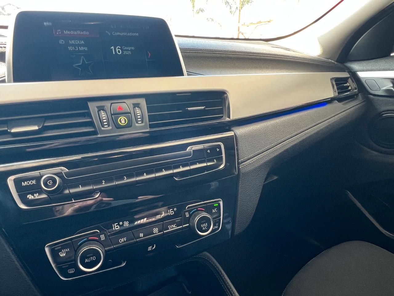 Bmw X2 sDrive18d Business-X