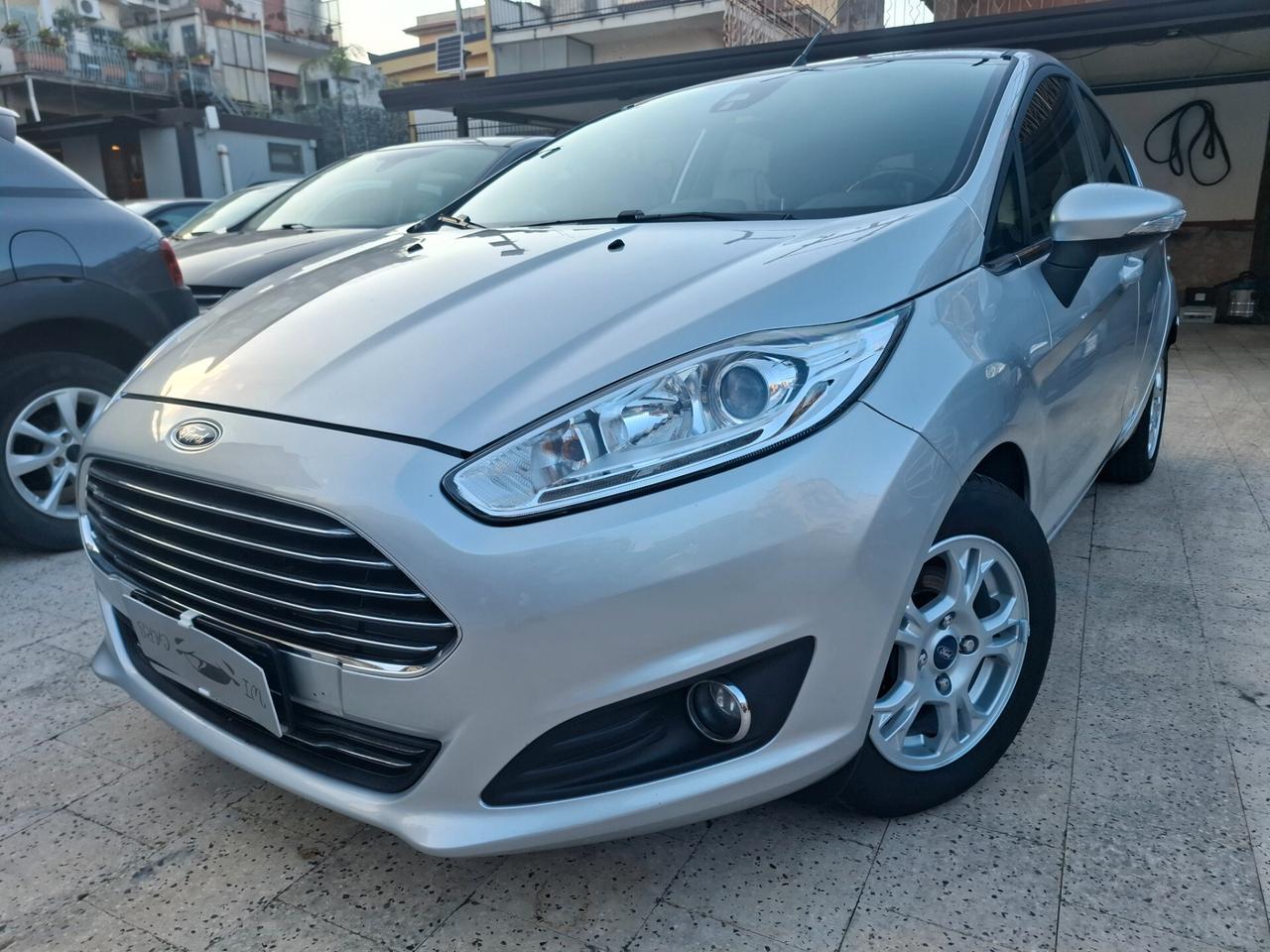 Ford Fiesta - 1.5 TDCi Titanio | Cruise Control | Ingresso senza chiave | Bluetooth |