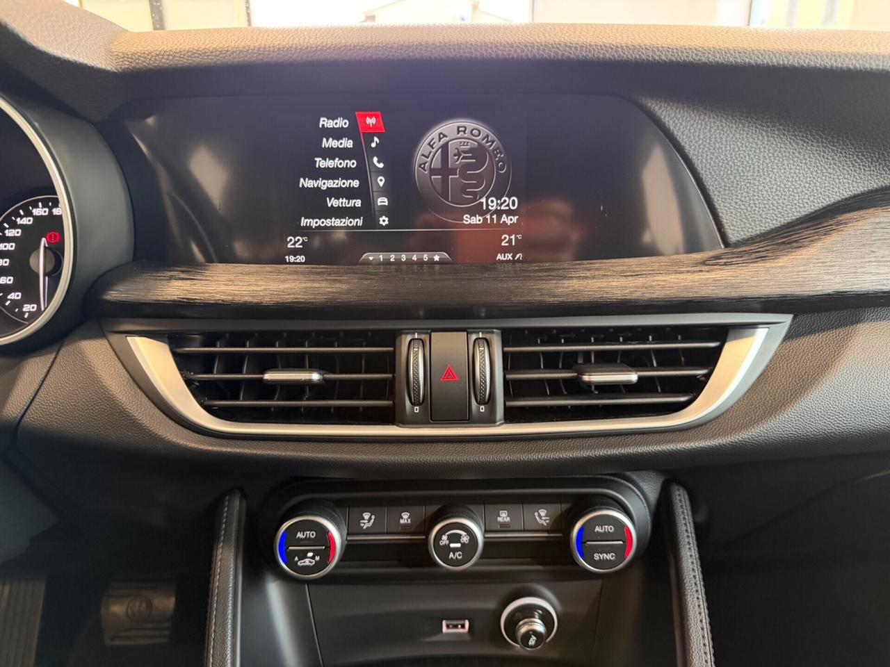 Alfa Romeo Stelvio 2.2 160 CV AT8 Business