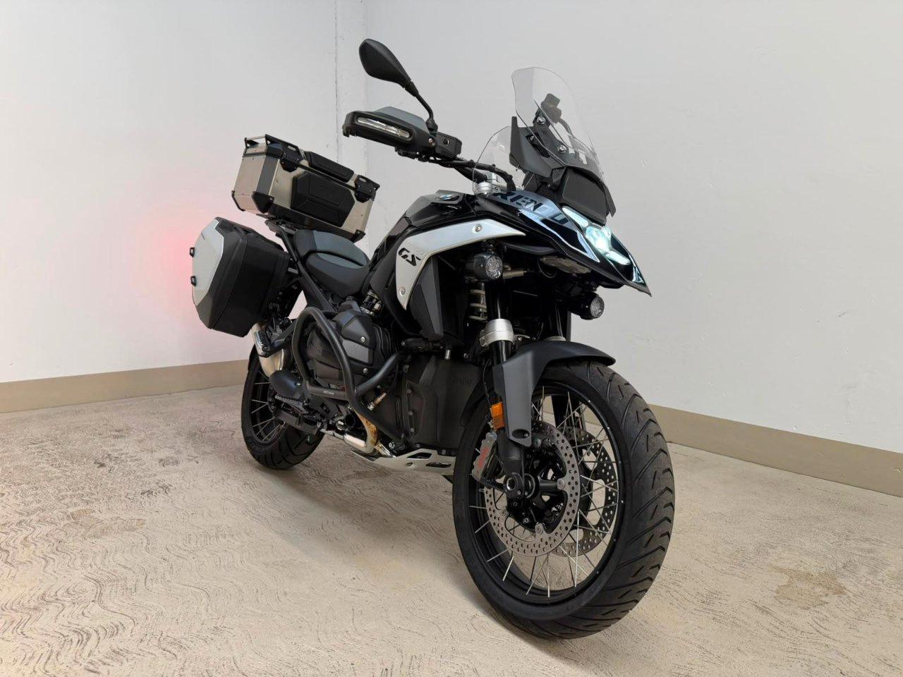 BMW R 1300 GS Triple Black*FORMULA S*DYNAMIC*INNO*SOSP*