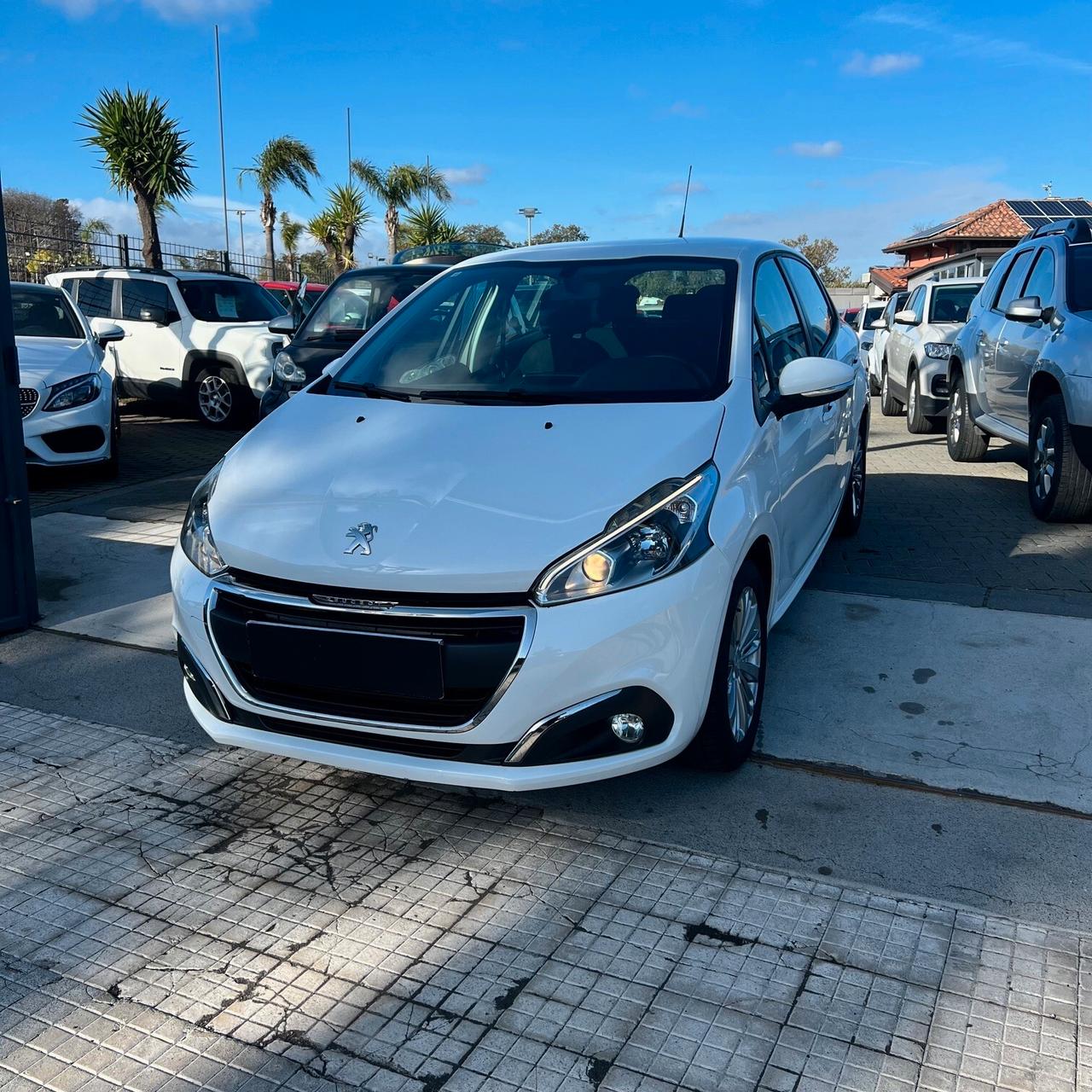 Peugeot 208 PureTech 82 5 porte Allure