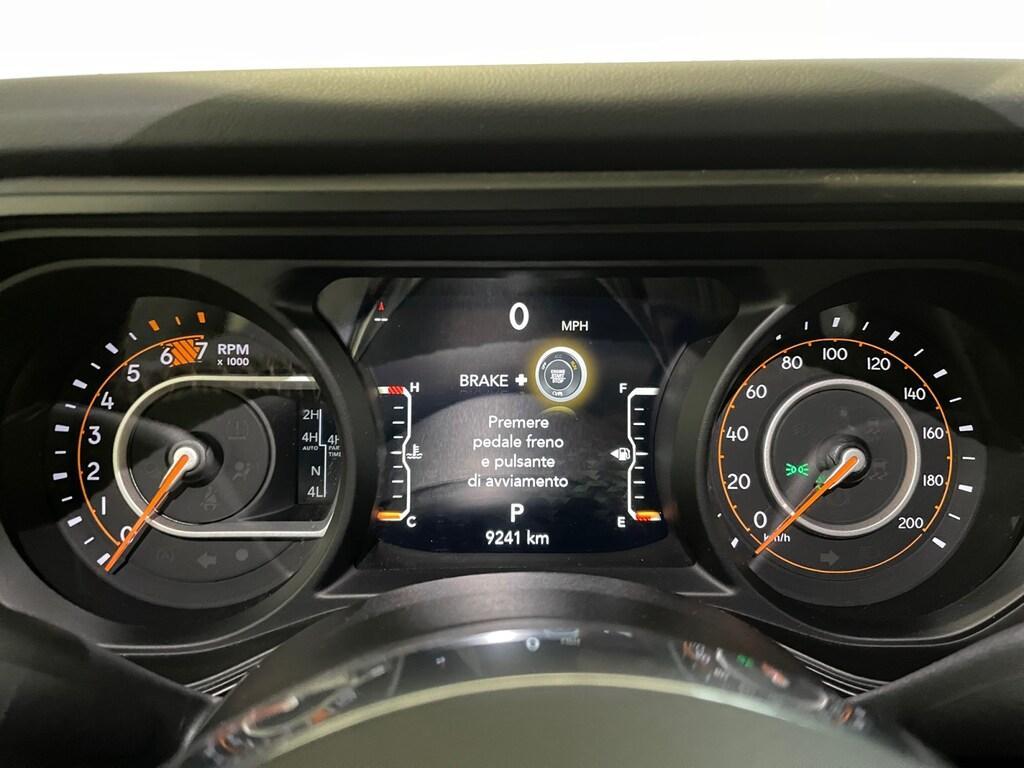 Jeep Wrangler 2.0 turbo 272CV 4X4 Autom. Sahara