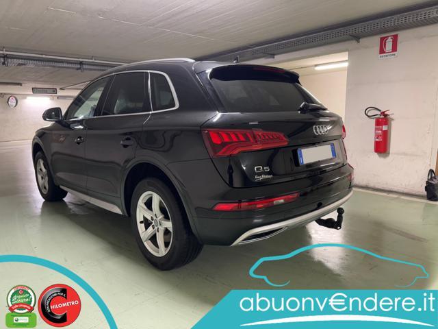 AUDI Q5 35 TDI S tronic Business Design