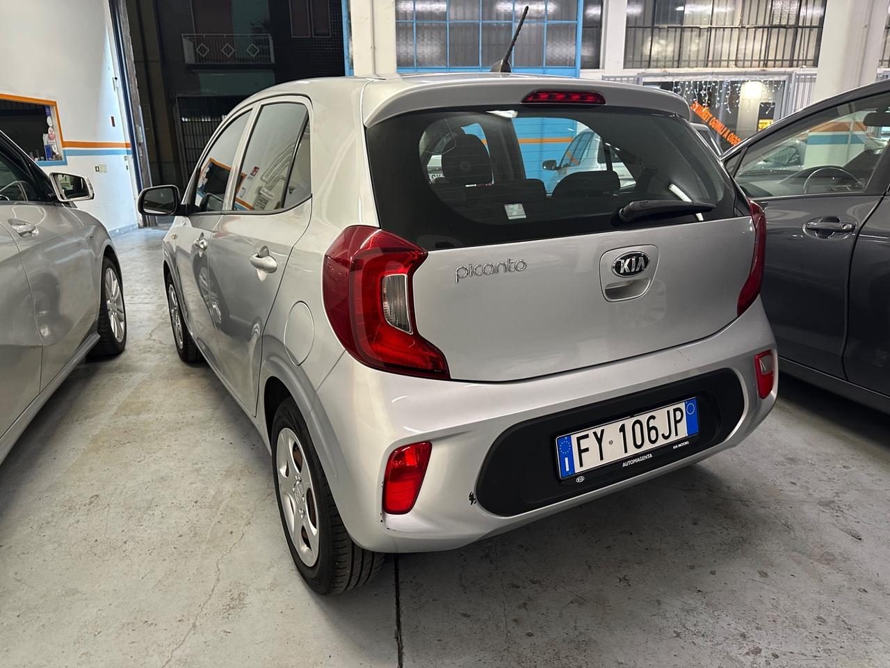 Kia Picanto 1.0 12V 5 porte Active