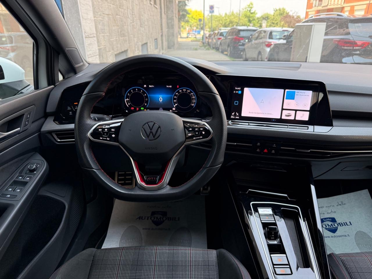 Volkswagen Golf GTI 2.0 TSI DSG PERFORMANCE