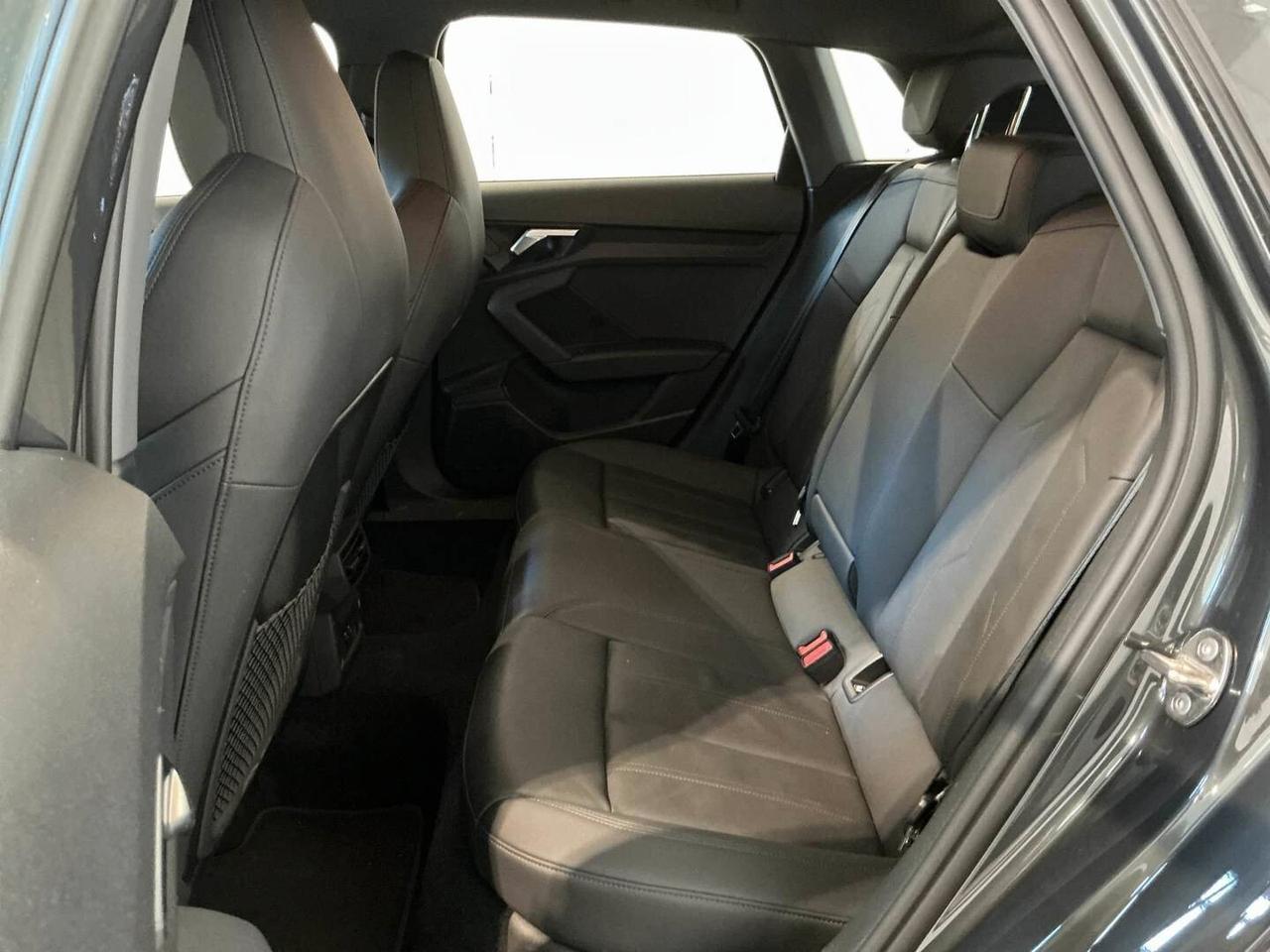 Audi A3 sportback 35 TDI S tronic / PELLE / CAMERA / NAVI