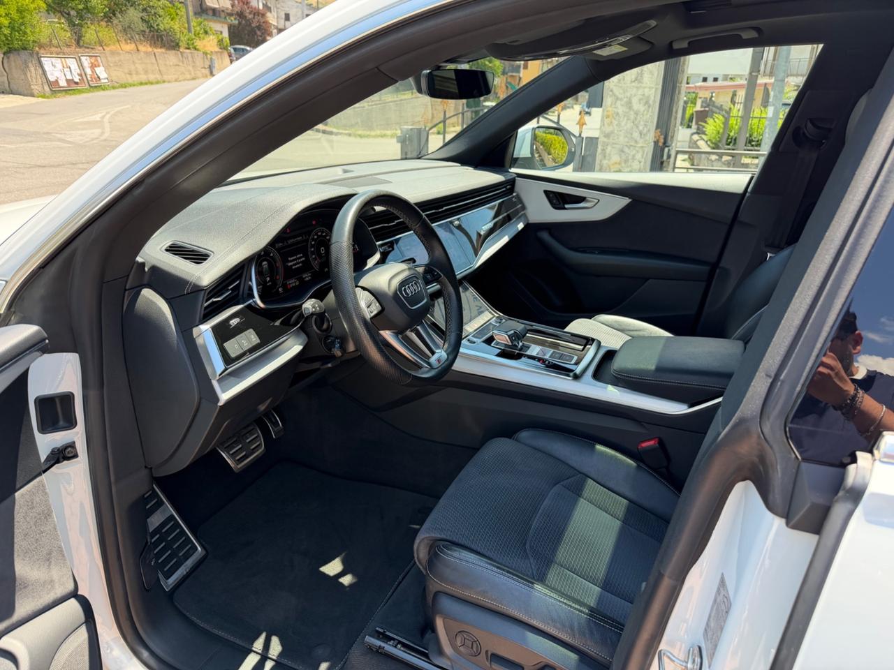 Audi Q8 50 TDI 286 CV quattro tiptronic Sport