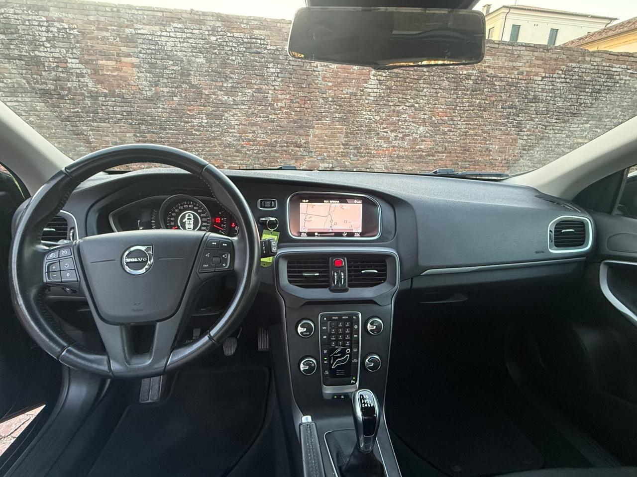 Volvo V40 D2 Business Plus